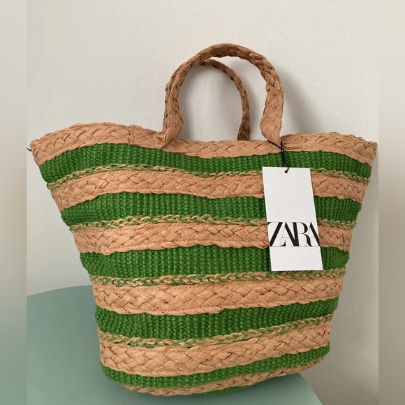 Zara Straw Tote with Green Stripe Accents - Picture 5 of 10
